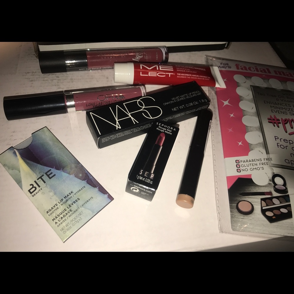 BEAUTY KIT! - NWT